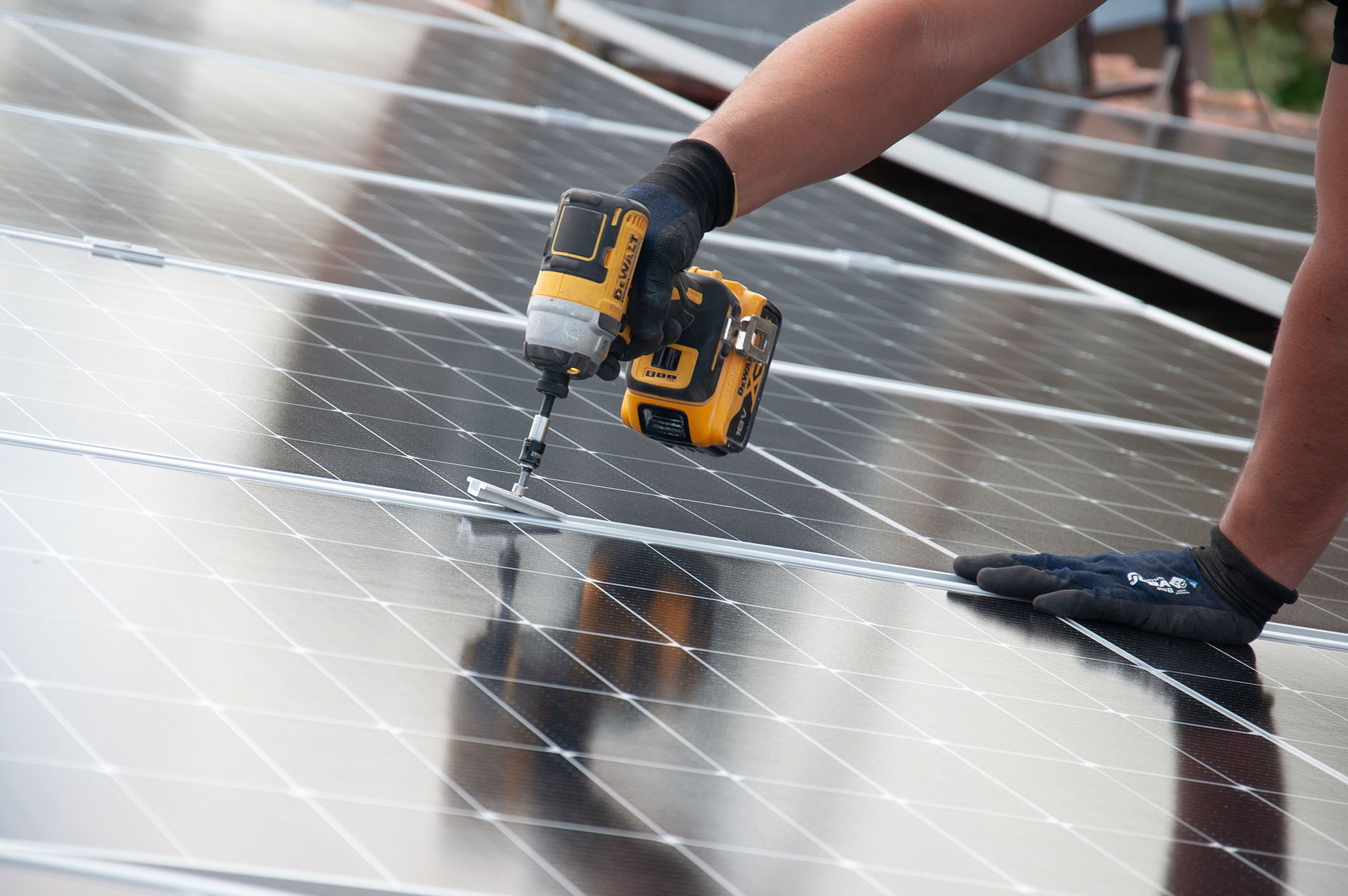 Elduay-Instalaciones-Larraga-Electricidad